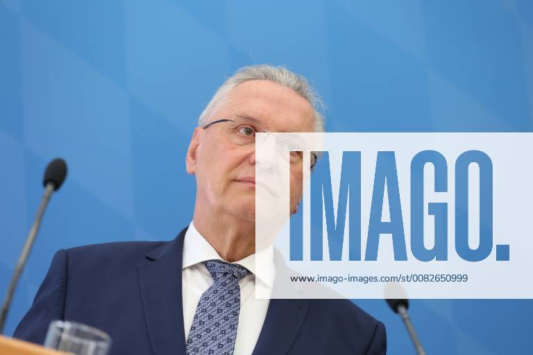 Munich, Bavaria, Germany - Joachim Herrmann speaks, in Munich, Germany, on April 5, 2018. The minister of interiour Joachim Herrmann and the President of the Verfassungsschutz ( Secret Service). They talked about Islamism, Right-wing extremism, left-wing extremism and cyber crminality. Munich Germany - ZUMAn230 20180405_zaa_n230_099