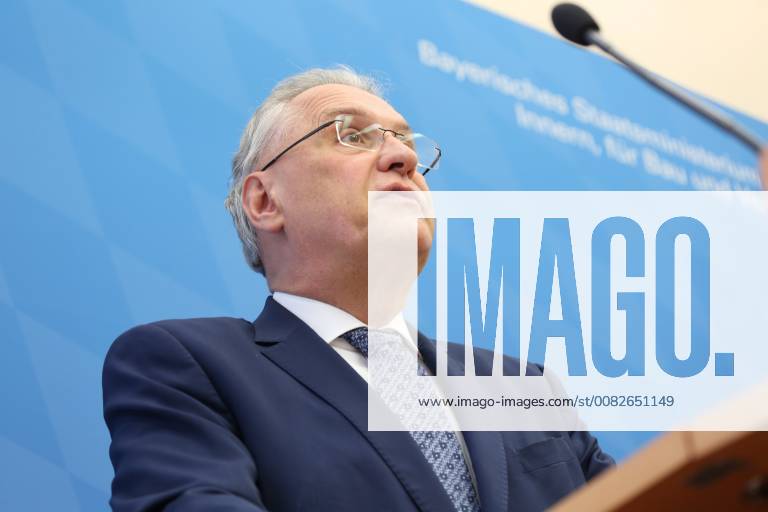 Munich, Bavaria, Germany - Joachim Herrmann speaks, in Munich, Germany, on April 5, 2018. The minister of interiour Joachim Herrmann and the President of the Verfassungsschutz ( Secret Service). They talked about Islamism, Right-wing extremism, left-wing extremism and cyber crminality. Munich Germany - ZUMAn230 20180405_zaa_n230_093