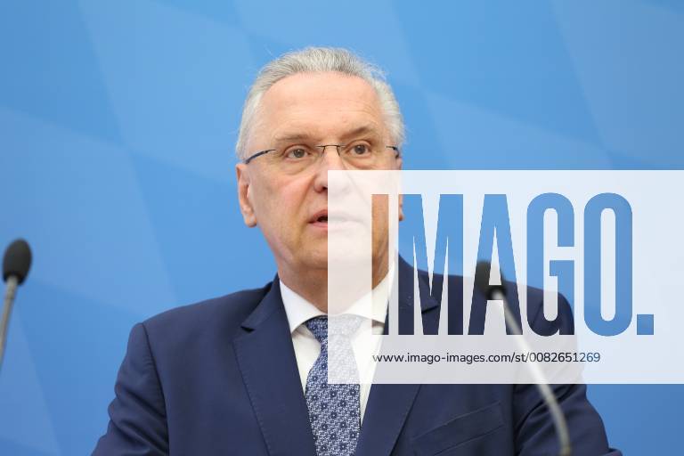 Munich, Bavaria, Germany - Joachim Herrmann speaks, in Munich, Germany, on April 5, 2018. The minister of interiour Joachim Herrmann and the President of the Verfassungsschutz ( Secret Service). They talked about Islamism, Right-wing extremism, left-wing extremism and cyber crminality. Munich Germany - ZUMAn230 20180405_zaa_n230_089