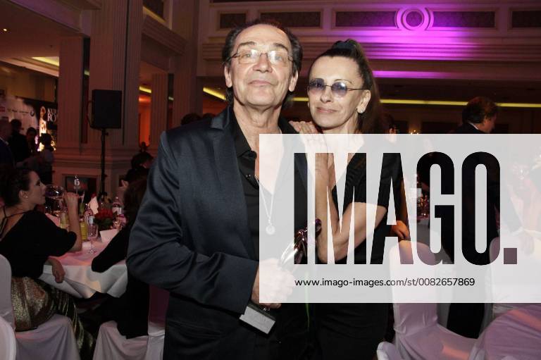 Christian Kolonovits with partner at the Romy 2018 Academy Award ceremony at the Grand Hotel Wien 05 04 2018 Foto:xB.xLoschanx xFuturexImage