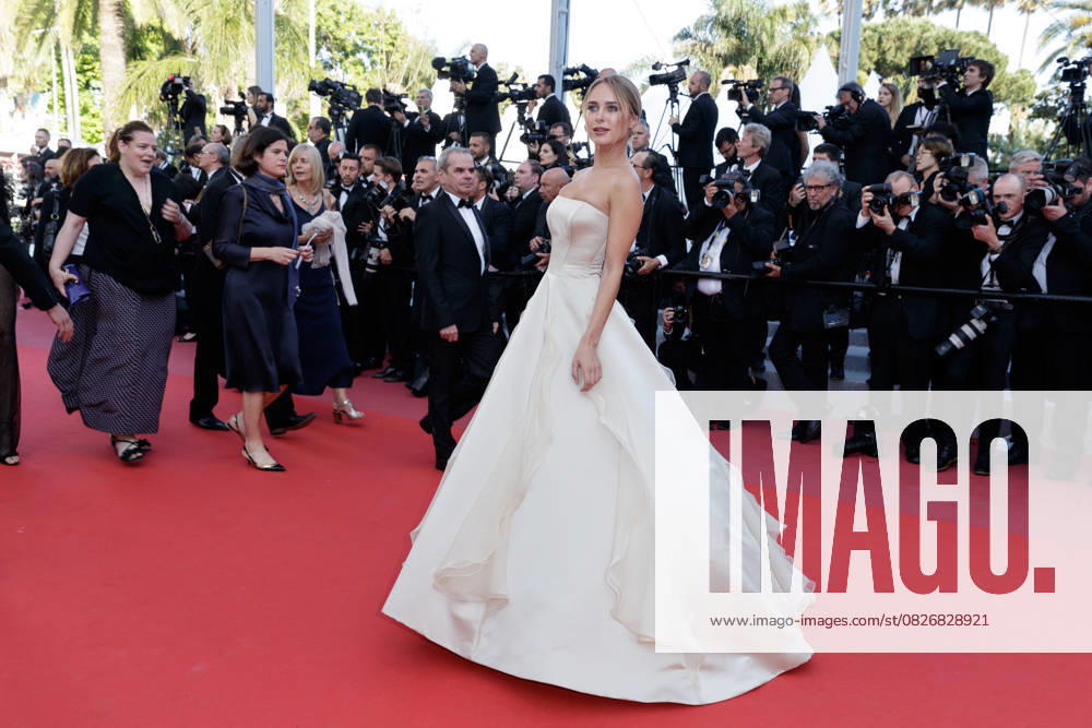 Kimberley Garner Montée des marches du film Les Filles du Soleil lors du 71ème Festival International du Film de Cannes Le 12 mai 2018 Borde Jacovides Moreau Bestimage Red carpet for the movie Girls Of The Sun during the 71th Cannes International Film festival On may 12th 2018 Cannes France