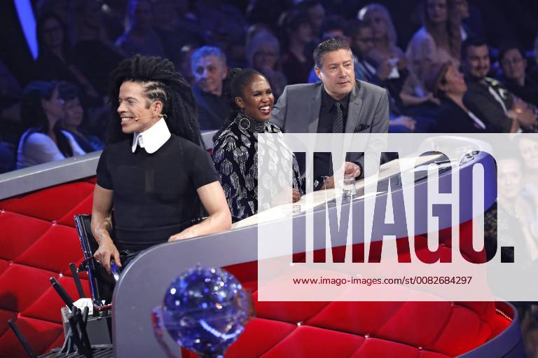 Jorge Gonzalez Motsi Mabuse and Joachim Llambi in the 3 live show of the 11 season of the RTL dance show Let s Dance at the MMC Coloneum Cologne 06 04 2018 Foto:xC.xFuturexImage