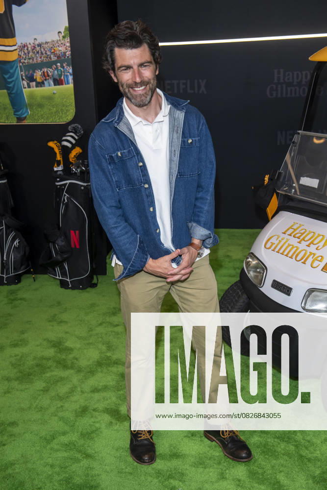 Max Greenfield attends Netflix s Happy Gilmore 2 New York Premiere at Jazz at Lincoln Center. New York United States - ZUMAs197 20250721_aaa_s197_290
