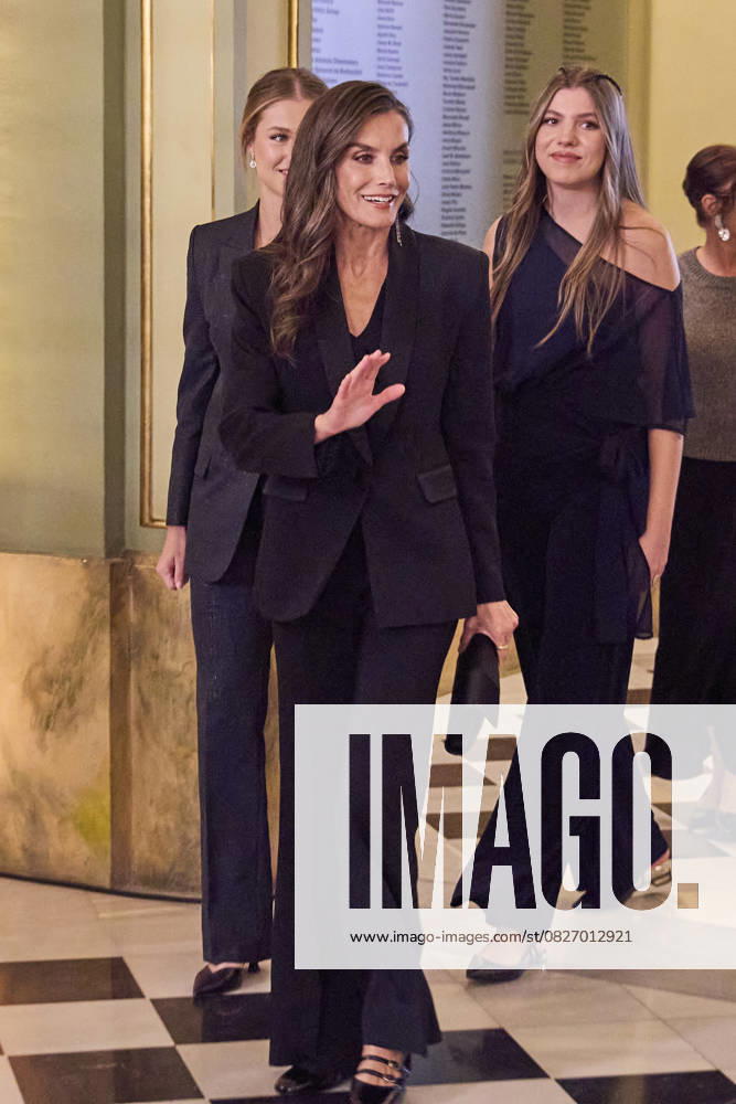 QUEEN LETIZIA OF SPAIN, CROWN PRINCESS LEONOR DE BORBON AND PRINCESS SOFIA DE BORBON attend the Princesa de Girona Foundation Awards at Gran Teatro del Liceu Barcelona Spain - ZUMAc260 20250723_zep_c260_018