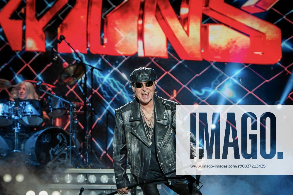 Bilder des Jahres 2025, Entertainment 07 Juli SCORPIONS PHOTOPQR LE MIDI LIBRE MiKAEL ANISSET NIMES 25 07 2025 SCORPIONS FESTIVAL DE NIMES CONCERT ROCK France, Nîmes July 25 2025 Scorpions on stage NIMES GARD France