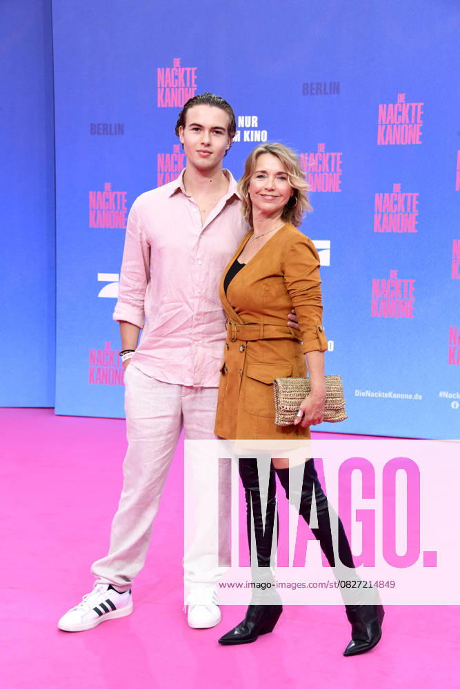 Tina Ruland with son Jahvis Ruland at the German premiere of DIE NACKTE KANONE in Berlin on 24 07 2025