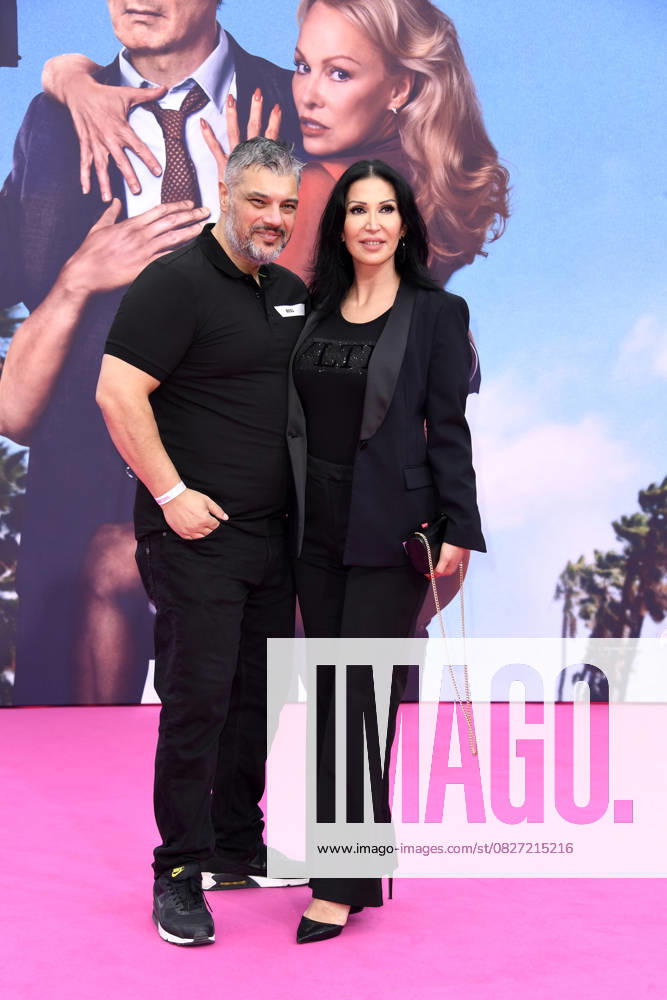 Imad Mardnli and Samia Mardnli at the German premiere of DIE NACKTE KANONE in Berlin on 24 07 2025