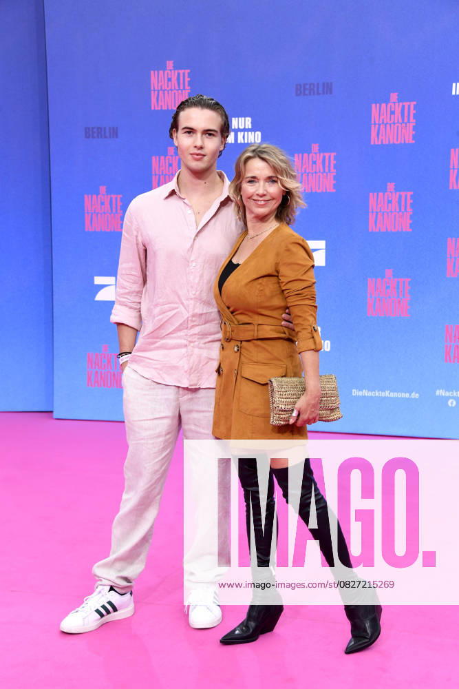 Tina Ruland with son Jahvis Ruland at the German premiere of DIE NACKTE KANONE in Berlin on 24 07 2025