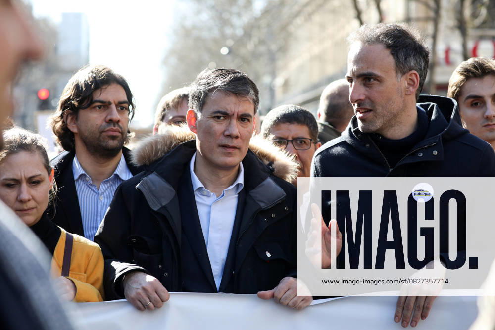 Olivier Faure, secretary general of the Socialist Party and Raphaël Glucksmann, candidate in the European elections, at the head of a list to bring the left together Political personalities at the La Marche du Siècle event in Paris March 16, 2019 Stéphane Lemouton Bestimage March of The Century to demand answers to climate change in Paris On March