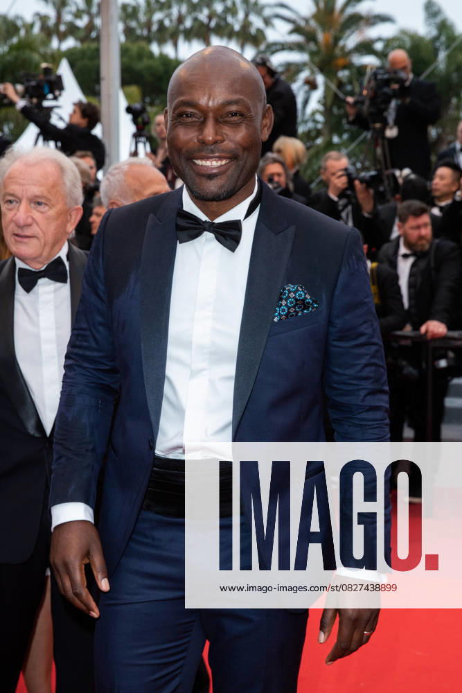 Jimmy Jean Louis Montée des marches du film Les plus belles années dune vie lors du 72ème Festival International du Film de Cannes On may 18th 2019 Cannes France Borde Bestimage Red carpet for the movie Les plus belles années dune vie during the 72nd Cannes International Film festival On may 18th 2019 Cannes France