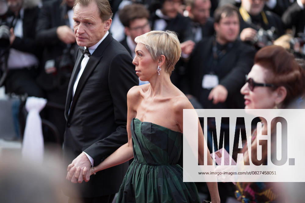 Mathilde Favier et Nicolas Altmayer Montée des marches du film Once upon a time in Hollywood lors du 72ème Festival International du Film de Cannes On may 21st 2019 Cannes France Tiziano Da Silva Bestimage Red carpet for the movie Once upon a time in Hollywood during the 72nd Cannes International Film festival On may 21st 2019 Cannes France