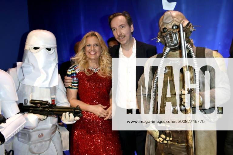 Barbara Schöneberger and Olli Schulz at the presentation of the German Computer Game Prize 2018 in the Kesselhaus Munich 10 04 2018 Foto:xP.xSchönbergerx xFuturexImage