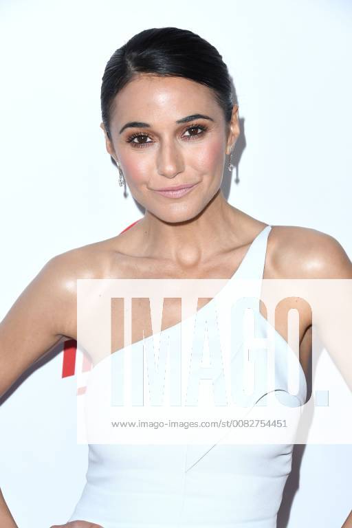 Hollywood, CA, U.S. - 11 April 2018 - Hollywood, California - Emmanuelle Chriqui. Super Troopers 2 Los Angeles Premiere held at Arclight Hollywood. Photo Credit: AdMedia Hollywood U.S. - ZUMAa123 20180411_zaa_a123_178