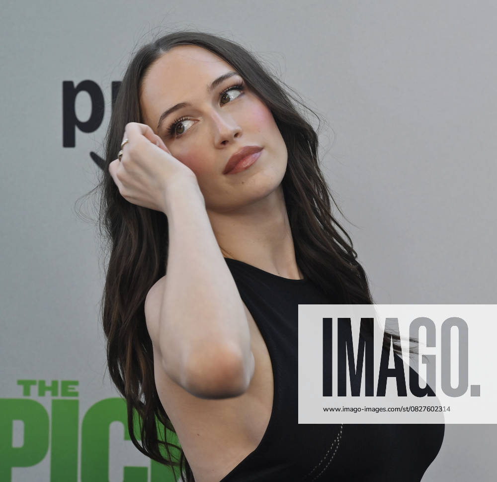 Elsie Hewitt attends the premiere of the motion picture comedy The Pickup at Regal LA Live in Los Angeles on Sunday, July 27, 2025. Storyline: A routine cash pickup turns into a deadly pursuit when two mismatched armored truck drivers are ambushed by ruthless criminals with plans beyond the cash. LAP2025072716 JIMxRUYMEN