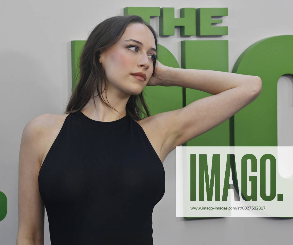 Elsie Hewitt attends the premiere of the motion picture comedy The Pickup at Regal LA Live in Los Angeles on Sunday, July 27, 2025. Storyline: A routine cash pickup turns into a deadly pursuit when two mismatched armored truck drivers are ambushed by ruthless criminals with plans beyond the cash. LAP2025072719 JIMxRUYMEN