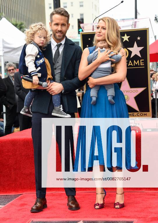 Ryan Reynolds and Blake Lively attending the Ryan Reynolds Hollywood Walk of Fame Star Ceremony in Hollywood, California - Dec 15, 2016 - Hollywood Walk of Fame Star Ceremony, Hollywood California United States