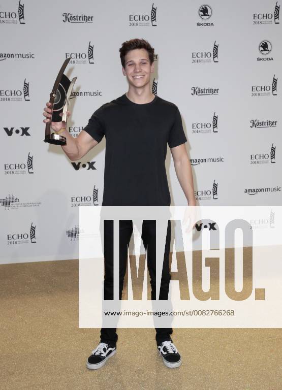 Wincent Weiß Category Newcomer National at the award German Music Prize ECHO 2018 in Messe Berlin