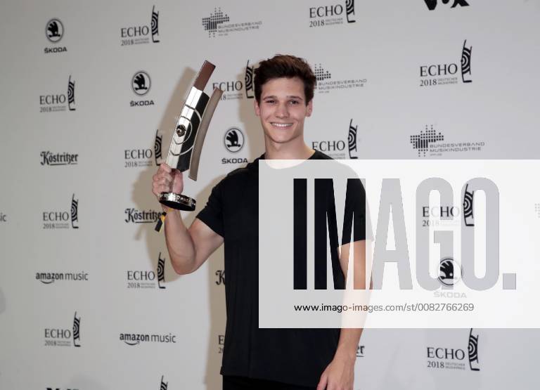 Wincent Weiß Category Newcomer National at the award German Music Prize ECHO 2018 in Messe Berlin