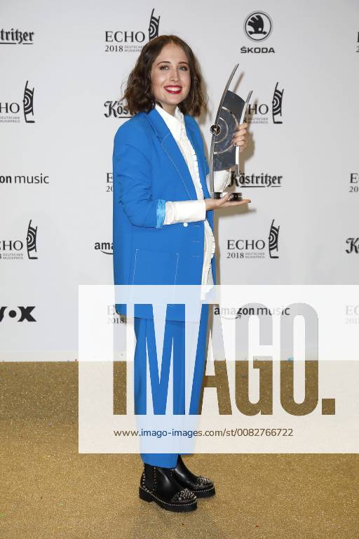 Award Winner Alice Merton at the ECHO POP Awards on 12.04.2018 in Berlin ECHO POP Awards 2018 in Berlin Winner Prize winner Pressroom