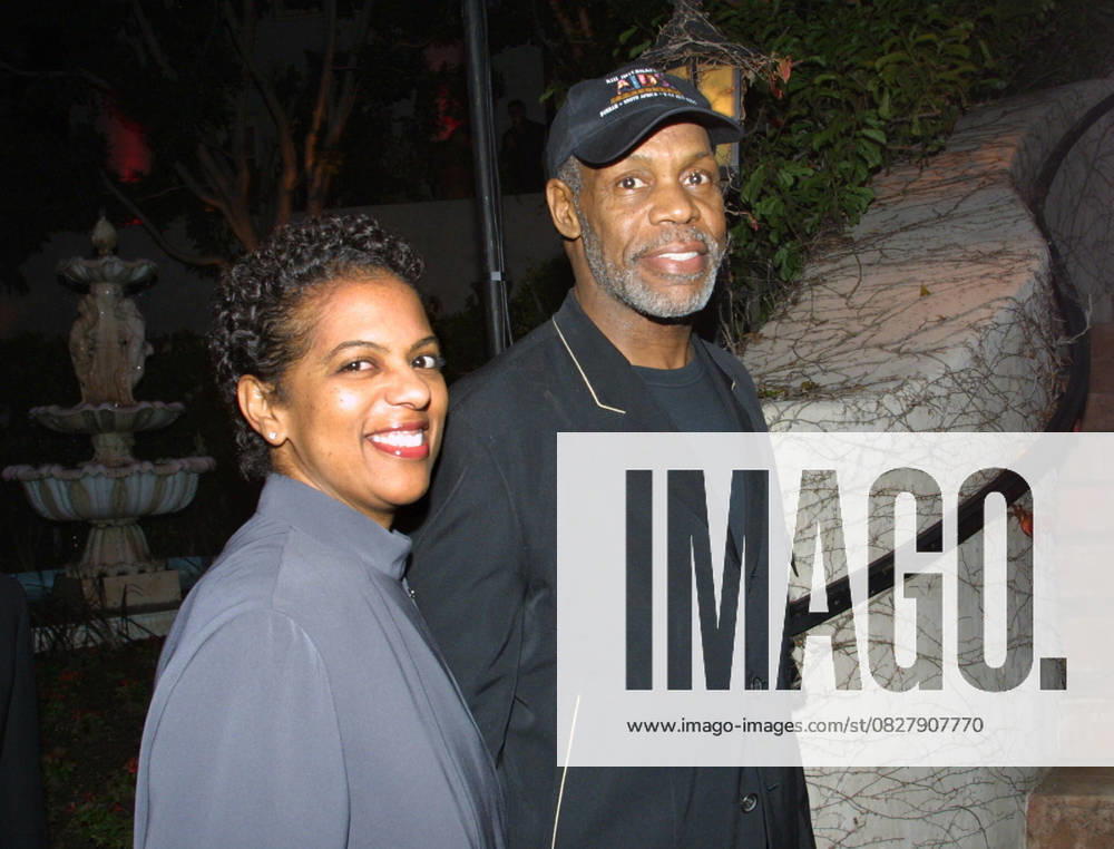 The Royal Tenenbaums After Party Dec 06, 2001; LA, CA, USA; Actor DANNY GLOVER & wife ASAKE BOMANI @ the after-party for the LA premiere of The Royal Tenenbaums. .