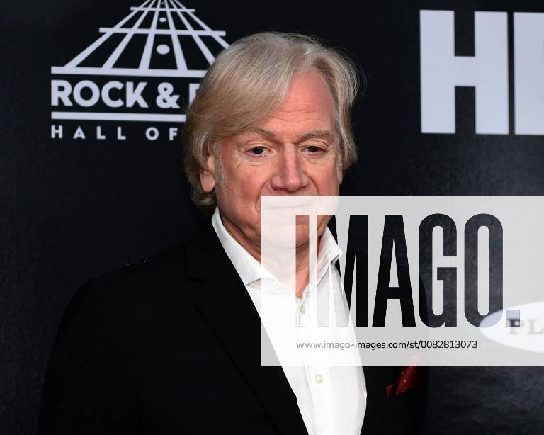 Justin Hayward of the Moody Blues poses for a photo on the red carpet at the 33rd annual Rock and Roll Hall of Fame induction ceremonies at Public Hall on April 14, 2018 in Cleveland Ohio. Bon Jovi, the Cars and four first-time nominees, including Nina Simone, will be inducted Saturday night as the 2018 Rock & Roll Hall of Fame class. CLE201804145093 SCOTTxMCKINNEY
