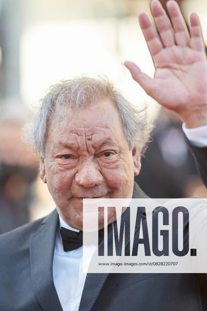 Tony Gatlif Montée des marches du film Stillwater lors du 74ème Festival International du Film de Cannes Le 8 juillet 2021 Borde Jacovides Moreau Bestimage Red carpet for the movie Stillwater during the 74th Cannes International Film festival On July 8th 2021 Cannes France