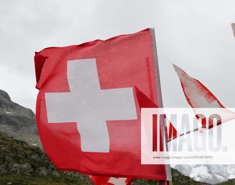 02 08 25 Switzerland Picture Swiss flag in the wind