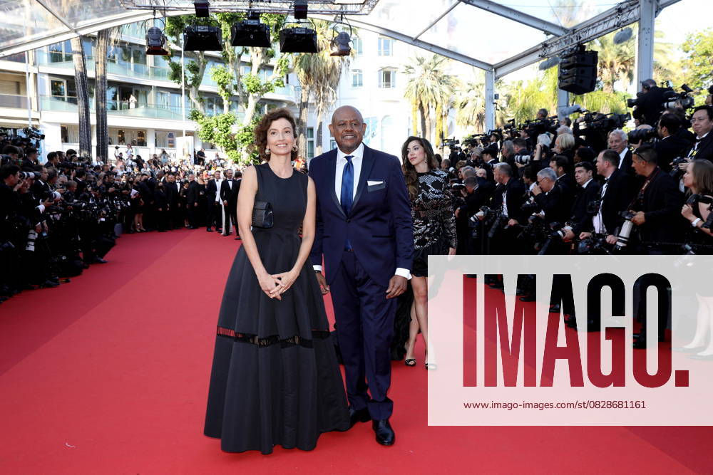 Audrey Azoulay et Forest Whitaker Palme dhonneur Montée des marches du film Coupez pour la cérémonie douverture du 75ème Festival International du Film de Cannes Le 17 mai 2022 Dominique Jacovides Bestimage Red carpet of the movie Final Cut Coupez for the opening ceremony of the 75th Cannes International Film Festival On may 17th 2022 Cannes France