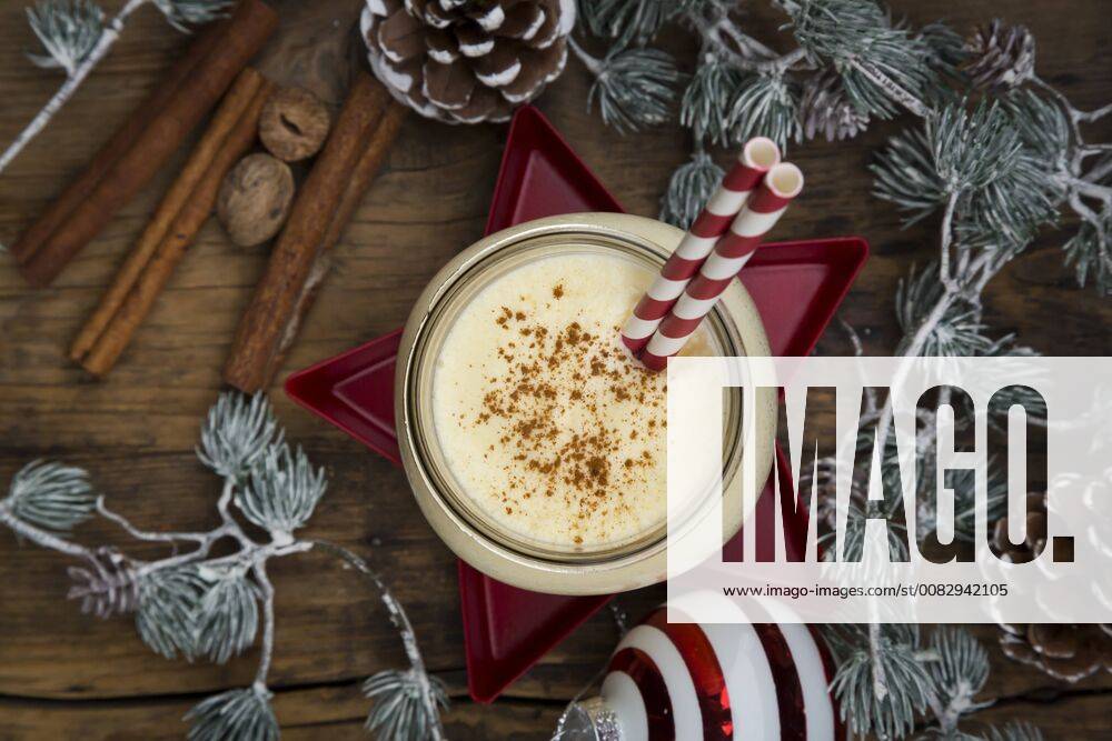 Eggnog in glass, christmas decoration LVF06785