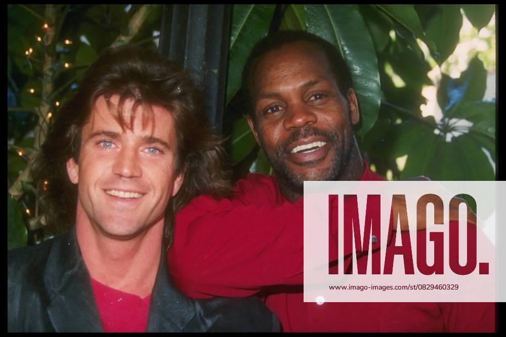 Lethal Weapon co-stars Hollywood, CA, USA; Stars of the Lethal Weapon, movies actors MEL GIBSON and DANNY GLOVER are shown in an undated photo. (Michelson date unknown) Mandatory Credit: Photo by Michelson ZUMA Press. (?) Copyright 2006 Michelson Los Angeles CA USA