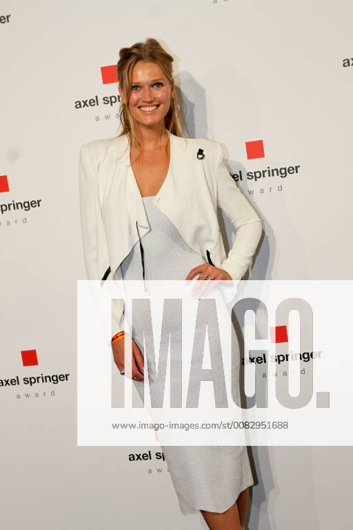 The World Axel Springer Award Model Toni Garrn The World