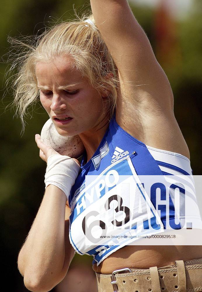 Katja Keller (Deutschland) - Kugelstoßen Leichtathletik Damen Internationales Mehrkampfmeeting 2003, Mehrkampf-Meeting, Siebenkampf Einzelbild Götzis