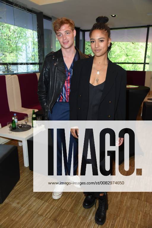 Lary Poppins with David Schuetter at the premiere of the movie Familiye at Cinemaxx on Potsdamer Platz in Berlin on 26 04 2018