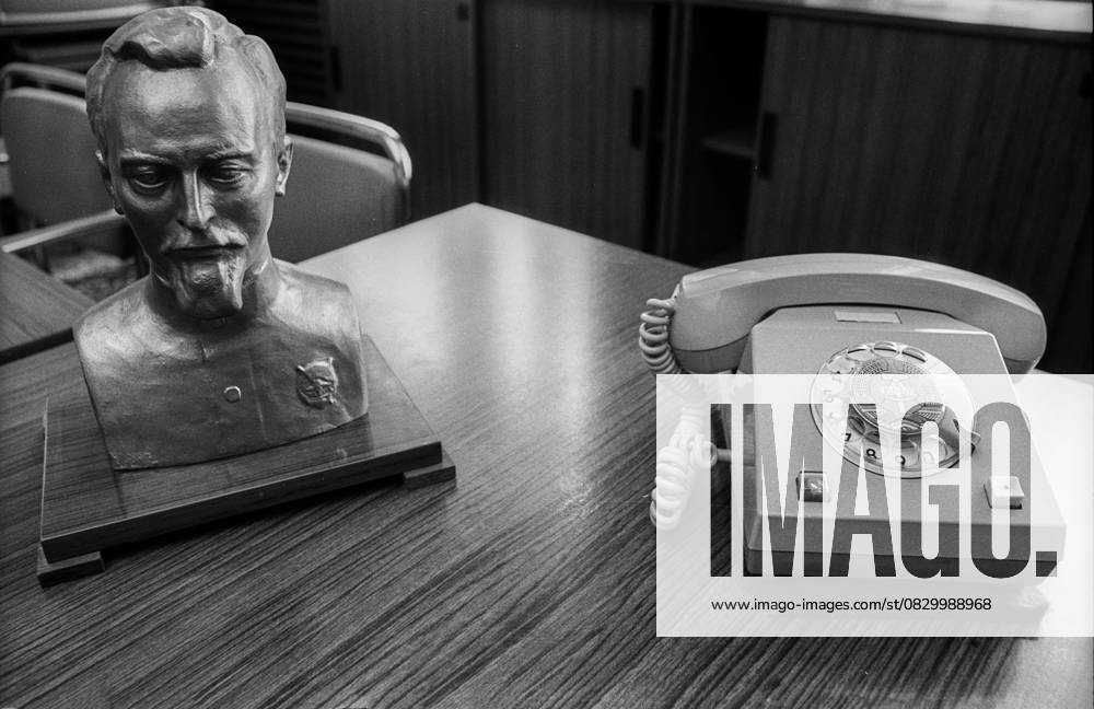 Stasi Museum Germany, Berlin, 15 06 1992, Research and Memorial Site in Normannenstraße, Stasi Museum, Bust Feliks Dzierzynski, Telephone, Â
