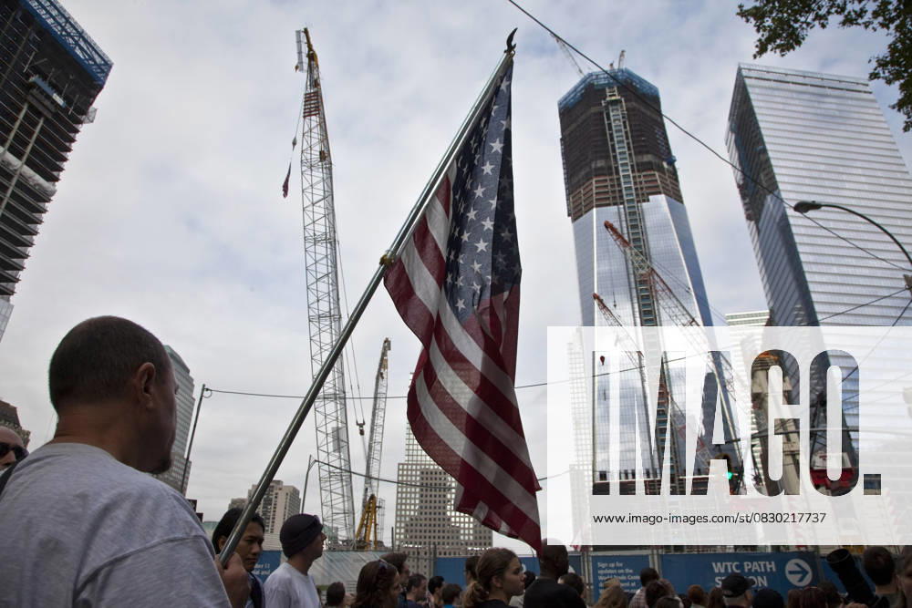9-11 10th Anniversary - NYC Ceremony Sep. 11, 2011 - New York, New York, U.S. - Families gathered at the World Trade Center site in Lower Manhattan, to commemorate the 10th anniversary of the terrorist attacks on September 11.