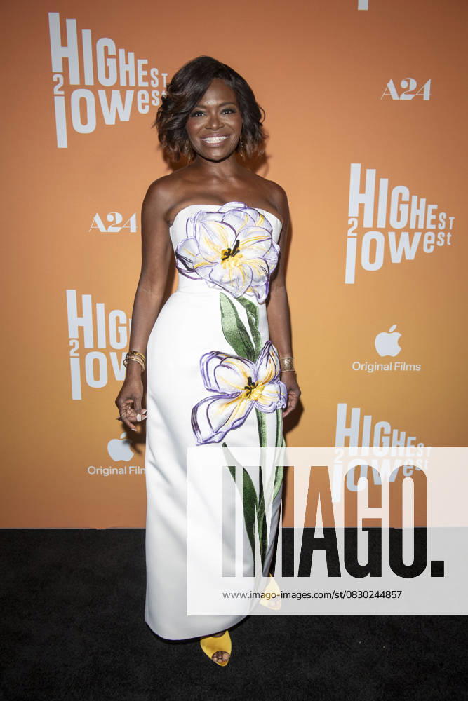 LaChanze attends the Highest 2 Lowest New York Premiere at Brooklyn Academy of Music. New York United States - ZUMAs197 20250811_aaa_s197_177