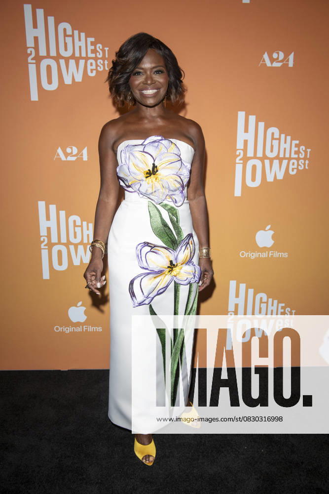 LaChanze attends the Highest 2 Lowest New York Premiere at Brooklyn Academy of Music in New York City. New York United States - ZUMAs197 20250811_aab_s197_008
