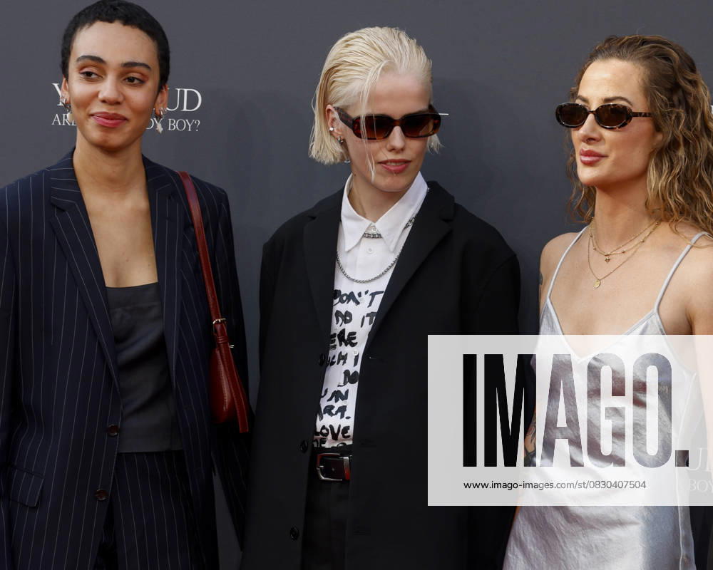 YUNGBLUD. Are You Ready, Boy? Premiere at the Vue in Leicester Square, London - 12 Aug 2025 Silke Blansjaar and Hans Moleman attend the YUNGBLUD. Are You Ready, Boy? Premiere at the Vue in Leicester Square. London United Kingdom