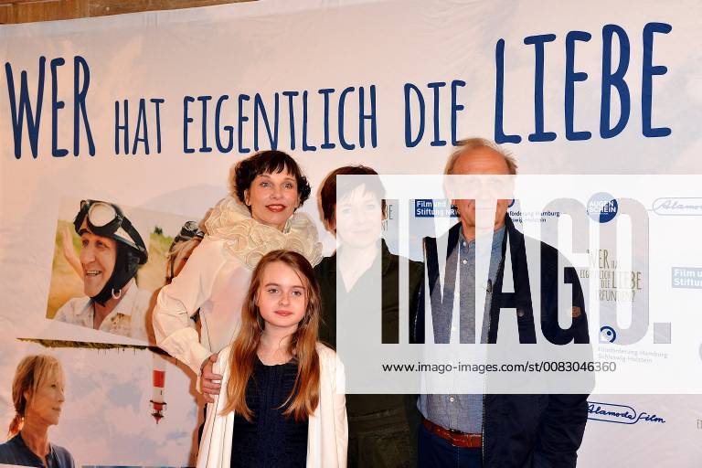 Who actually invented love Premiere on 02 05 2018 in the Lichtburg in Essen Meret Becker Annalee Ranft Kerstin Polte Karl Kranzkowski at the premiere of Who actually invented love on 02 05 2018 in the Lichtburg in Essen
