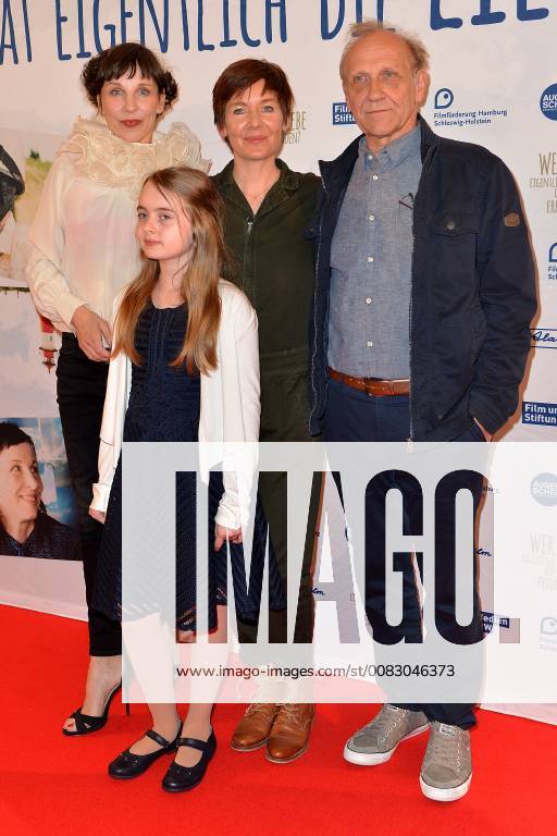 Who actually invented love Premiere on 02 05 2018 in the Lichtburg in Essen Meret Becker Annalee Ranft Kerstin Polte Karl Kranzkowski at the premiere of Who actually invented love on 02 05 2018 in the Lichtburg in Essen