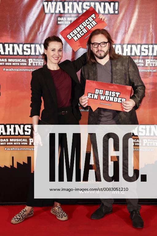 Carina Sandhaus and Mischa Mang at the premiere of the musical Madness in the Theater at Potsdamer Platz Berlin 02 05 2018 Foto:xJ.xQuinternx xFuturexImage