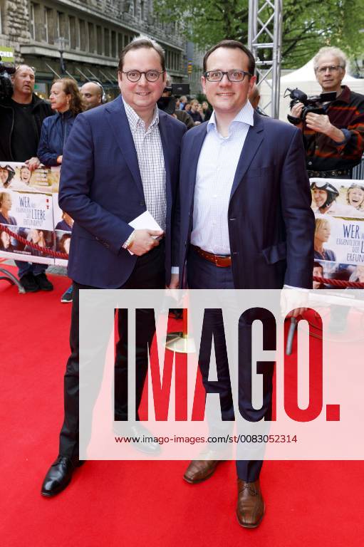 Thomas Kufen with husband David Lüngen at the premiere of the movie Who actually invented love in the Lichtburg Essen 02 05 2018 Foto:xC.xFuturexImage