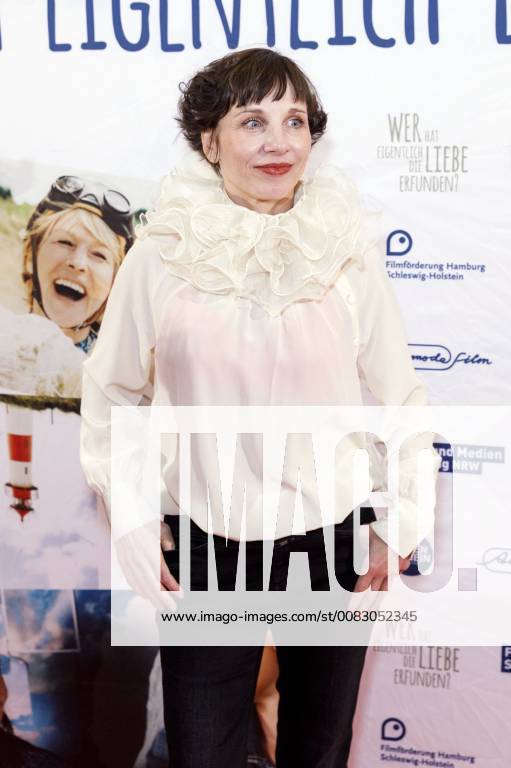 Meret Becker at the premiere of the movie Who actually invented love in the Lichtburg Essen 02 05 2018 Foto:xC.xFuturexImage