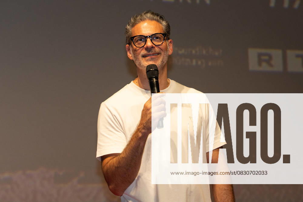 Cinema premiere, Manitous Canoe, Michael Bully Herbig, Rick Kavanian, Christian Tramitz, film premiere, Europa Park, Voltron 4D, red carpet, film launch, comedy, western parody, Bullyparade, actor, director, screenwriter, press event, summer vacatio