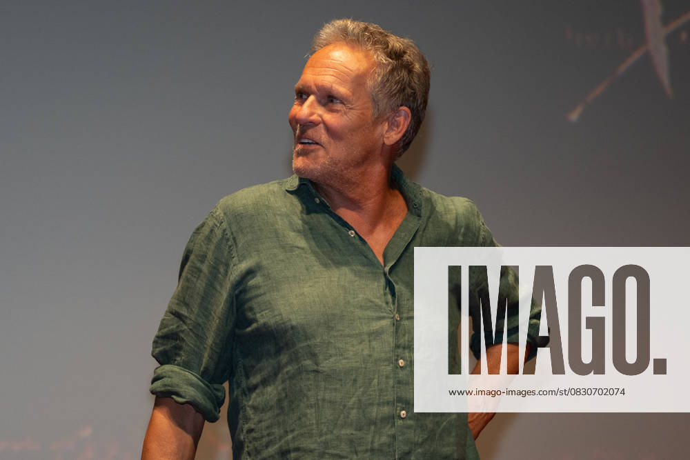 Cinema premiere, Manitous Canoe, Michael Bully Herbig, Rick Kavanian, Christian Tramitz, film premiere, Europa Park, Voltron 4D, red carpet, film launch, comedy, western parody, Bullyparade, actor, director, screenwriter, press event, summer vacatio