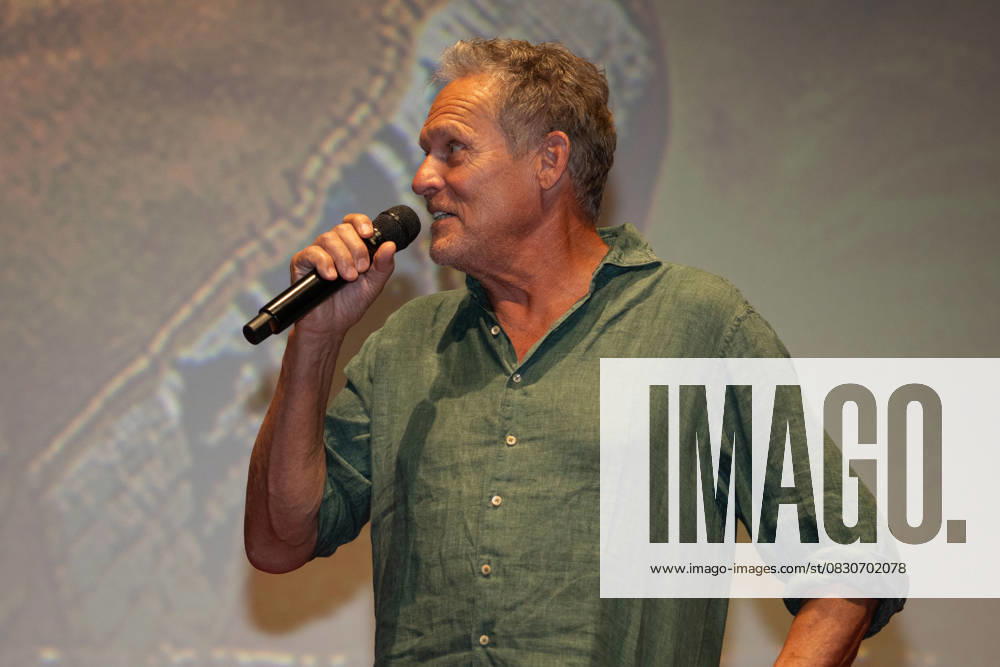 Cinema premiere, Manitous Canoe, Michael Bully Herbig, Rick Kavanian, Christian Tramitz, film premiere, Europa Park, Voltron 4D, red carpet, film launch, comedy, western parody, Bullyparade, actor, director, screenwriter, press event, summer vacatio