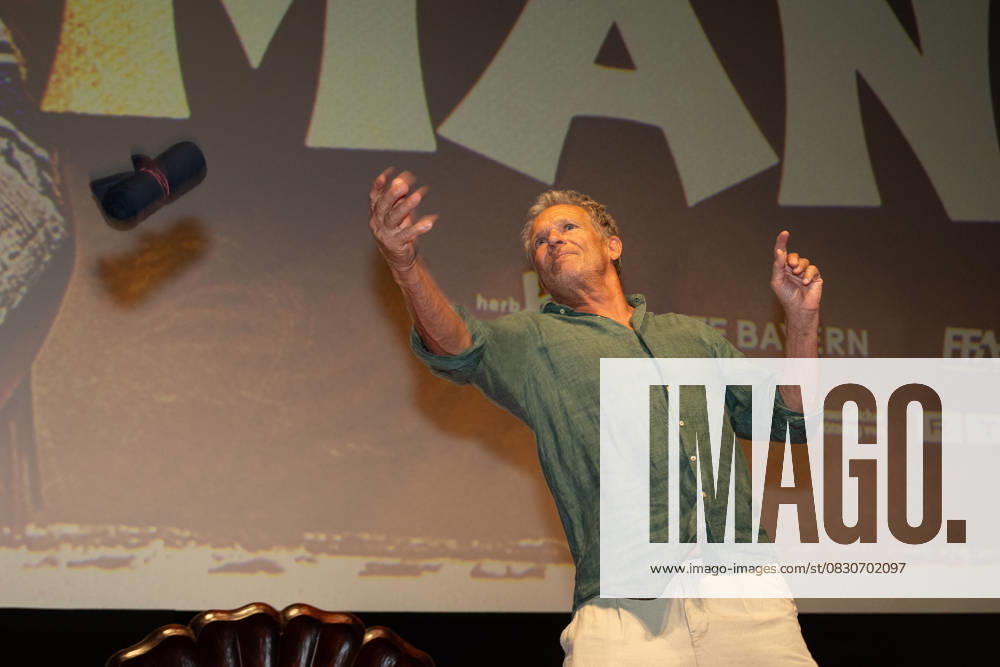 Cinema premiere, Manitous Canoe, Michael Bully Herbig, Rick Kavanian, Christian Tramitz, film premiere, Europa Park, Voltron 4D, red carpet, film launch, comedy, western parody, Bullyparade, actor, director, screenwriter, press event, summer vacatio