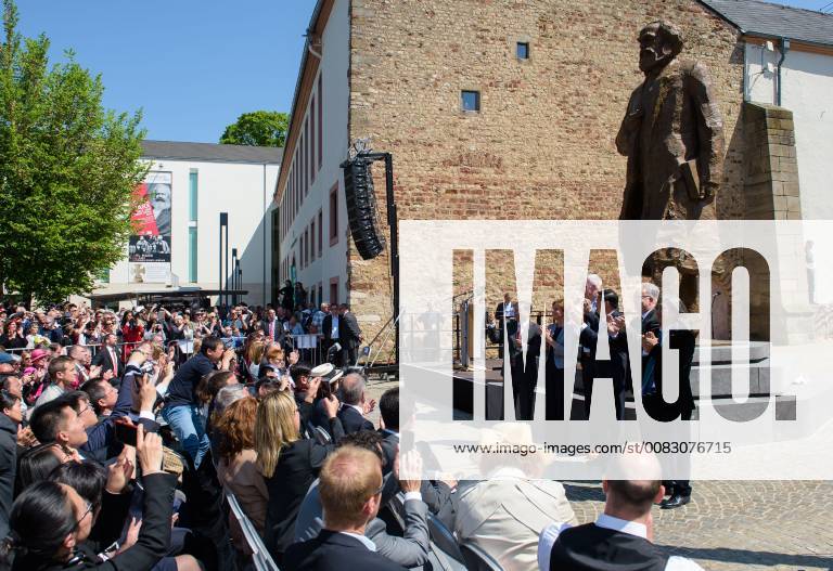 On the occasion of the 200th birthday of Karl Marx, the city of Trier revealed on Saturday 05 05 18 a statue of the famous philosopher Marx a work by the sculptor Wu Weishan The controversial sculpture is a gift from the Peoples Republic of China to Trier Representative of