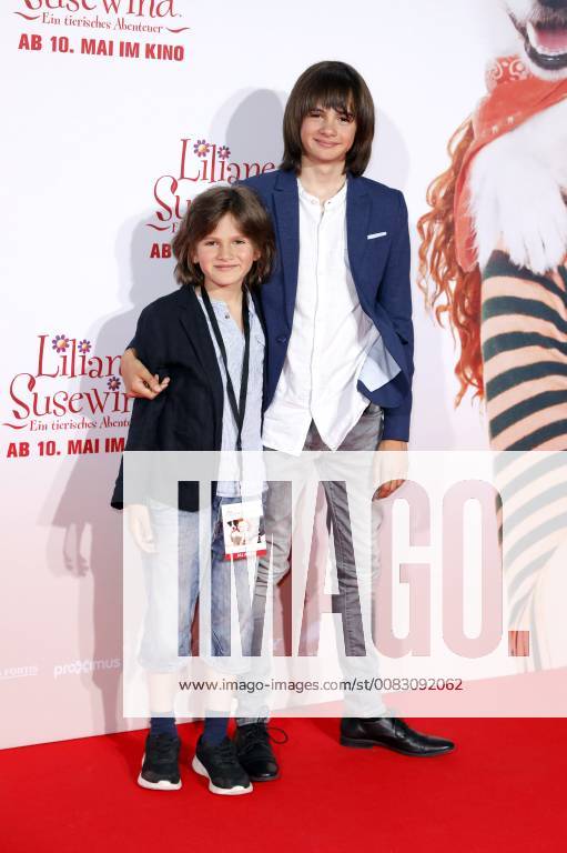 Aaron Kissiov with his brother at the premiere of the movie Liliane Susewind An animal adventure in the Cinedom Cologne 06 05 2018 Foto:xC.xFuturexImage