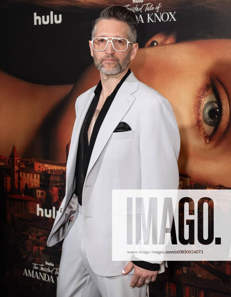 Chris Robinson attends premiere by HULU of The twisted tail of Amanda Knox at Historical Society in New York, NY on August 19, 2025 Bronx USA - ZUMAr339 20250819_znp_r339_025